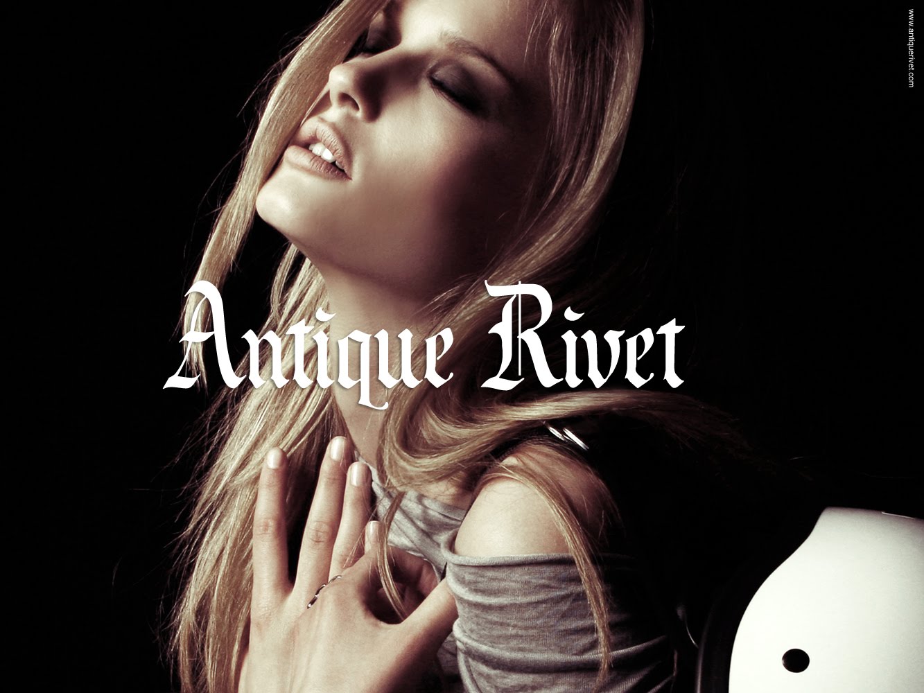 antique-rivet-spring-summer-2010-07-1